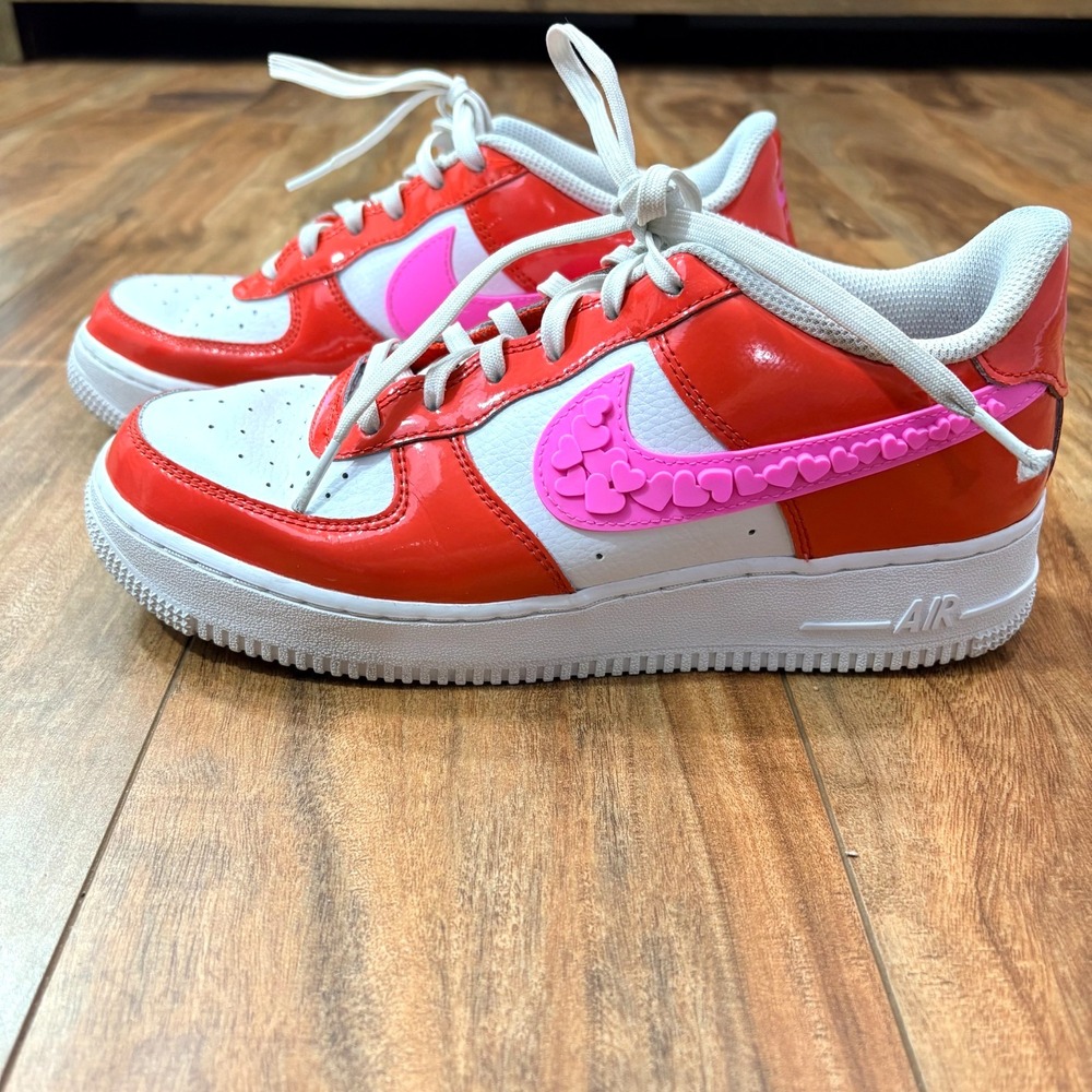 Nike Air Force 1 Low‎ Valentine Day Sneakers Pink & White Hearts Youth Size 6.5